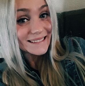 Meet your Posher, Christina